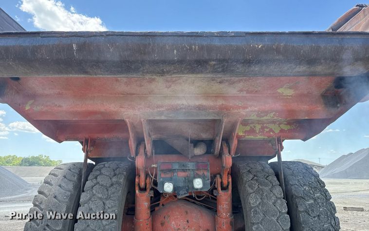 image for item ED4269 2003 Euclid EH700 haul truck