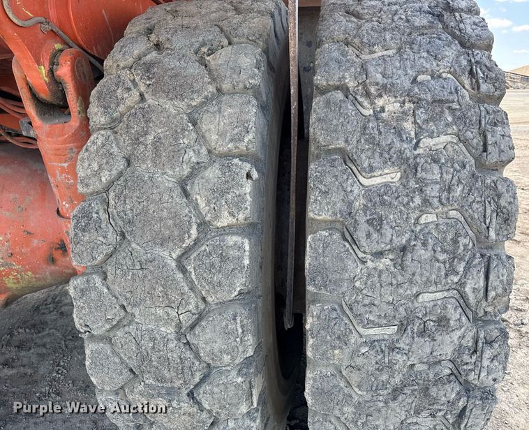 image for item ED4269 2003 Euclid EH700 haul truck