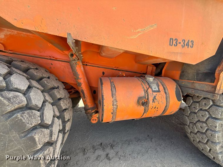 image for item ED4270 2004 Euclid EH700 haul truck