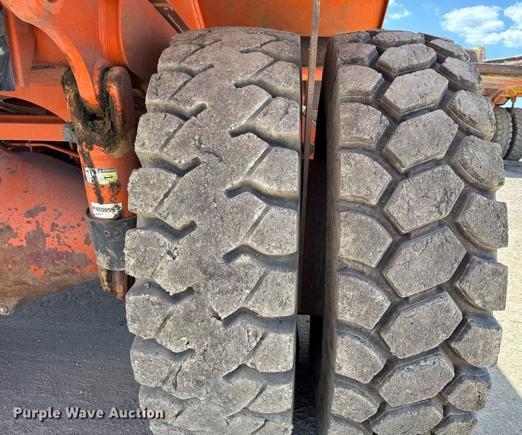 image for item ED4270 2004 Euclid EH700 haul truck