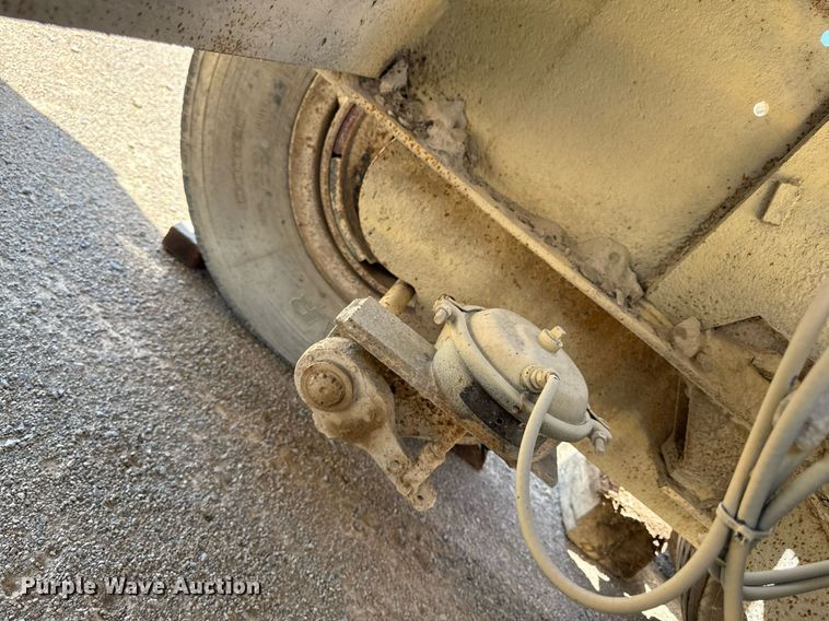 image for item ED4271 Cedar Rapids 4132 crusher