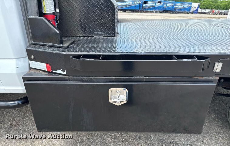 image for item ED5663 2024 Ford F550 Super Duty XL flatbed truck