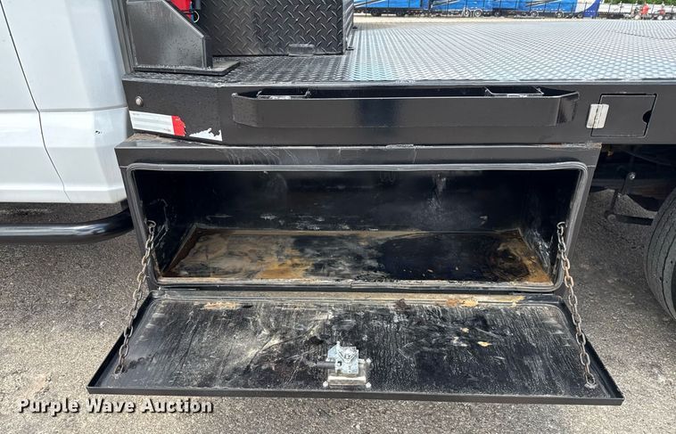 image for item ED5663 2024 Ford F550 Super Duty XL flatbed truck