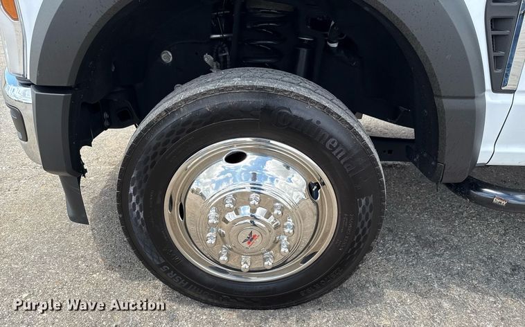 image for item ED5663 2024 Ford F550 Super Duty XL flatbed truck
