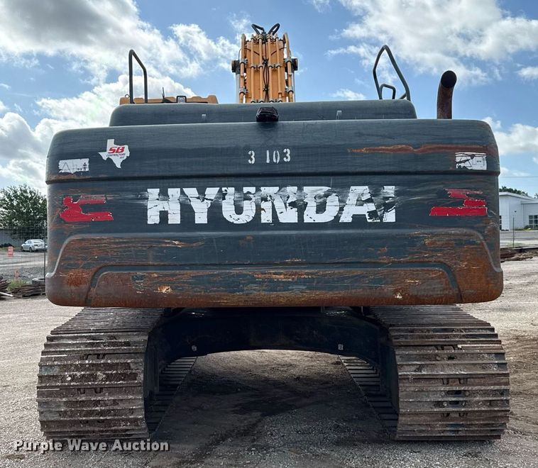 image for item ED5756 2017 Hyundai HX330L excavator