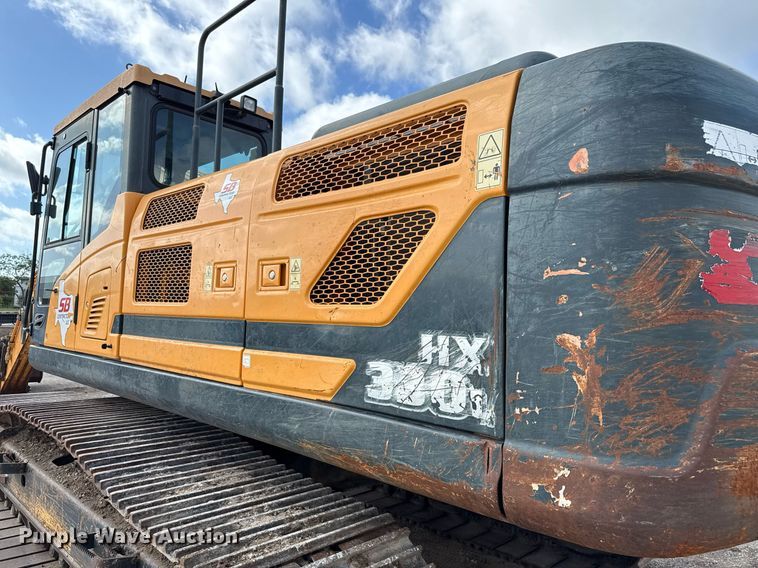 image for item ED5756 2017 Hyundai HX330L excavator