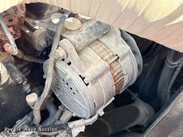 image for item ED5756 2017 Hyundai HX330L excavator