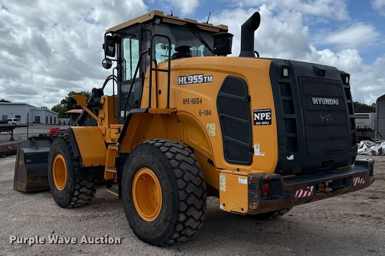 image for item ED5757 2019 Hyundai HL955TM wheel loader
