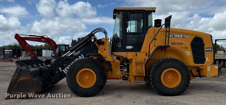image for item ED5757 2019 Hyundai HL955TM wheel loader