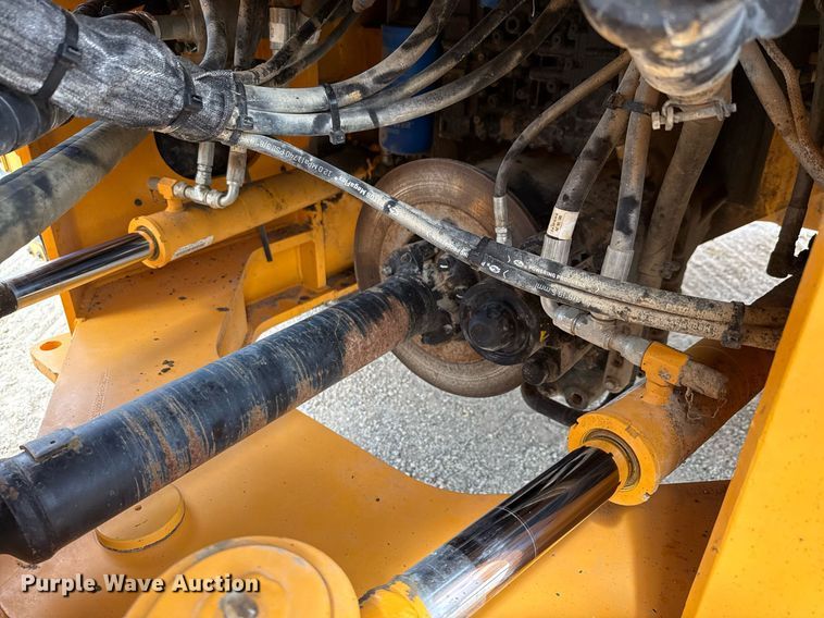 image for item ED5757 2019 Hyundai HL955TM wheel loader