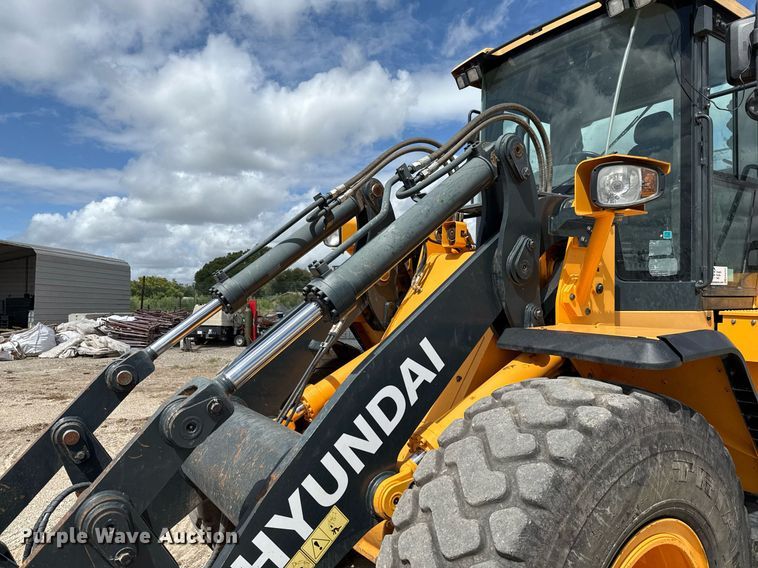 image for item ED5757 2019 Hyundai HL955TM wheel loader