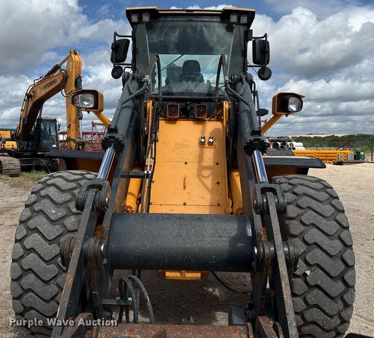 image for item ED5757 2019 Hyundai HL955TM wheel loader