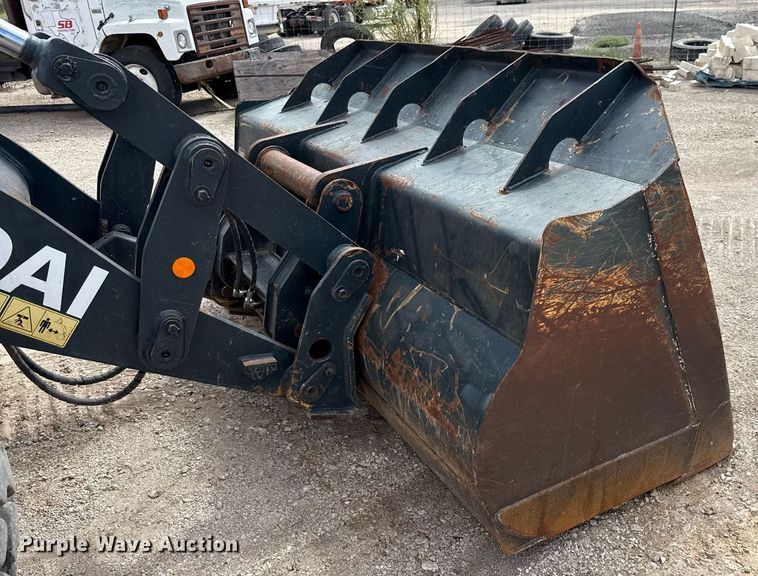 image for item ED5757 2019 Hyundai HL955TM wheel loader