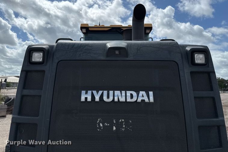 image for item ED5757 2019 Hyundai HL955TM wheel loader