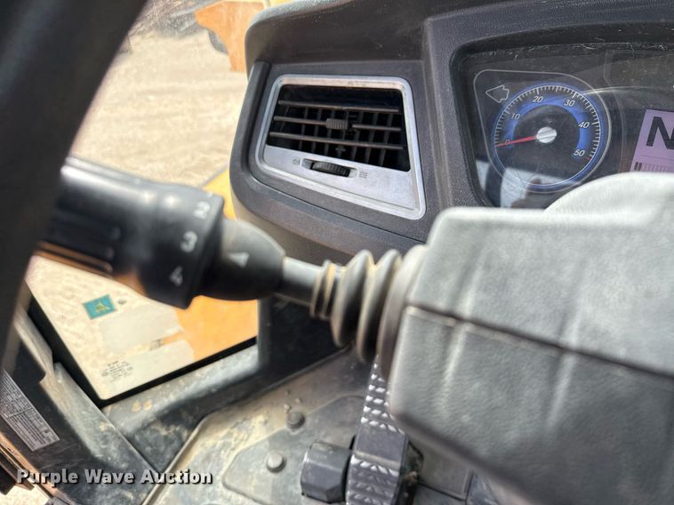 image for item ED5757 2019 Hyundai HL955TM wheel loader