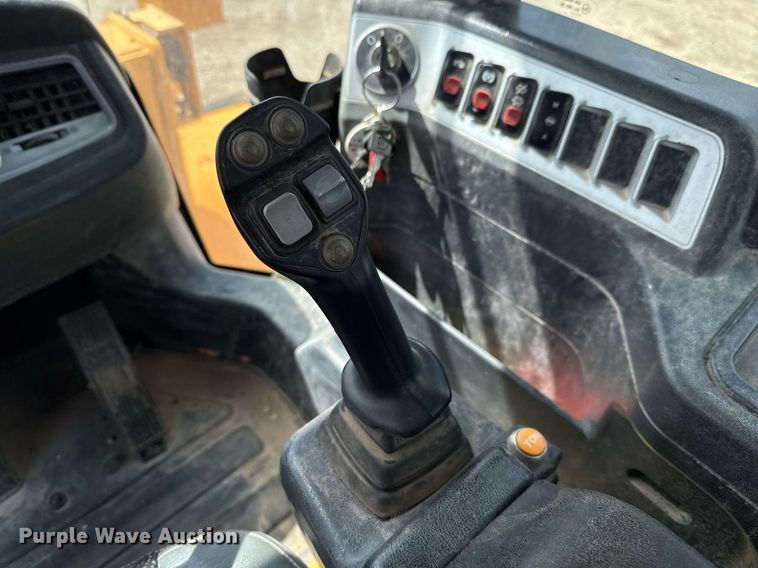 image for item ED5757 2019 Hyundai HL955TM wheel loader