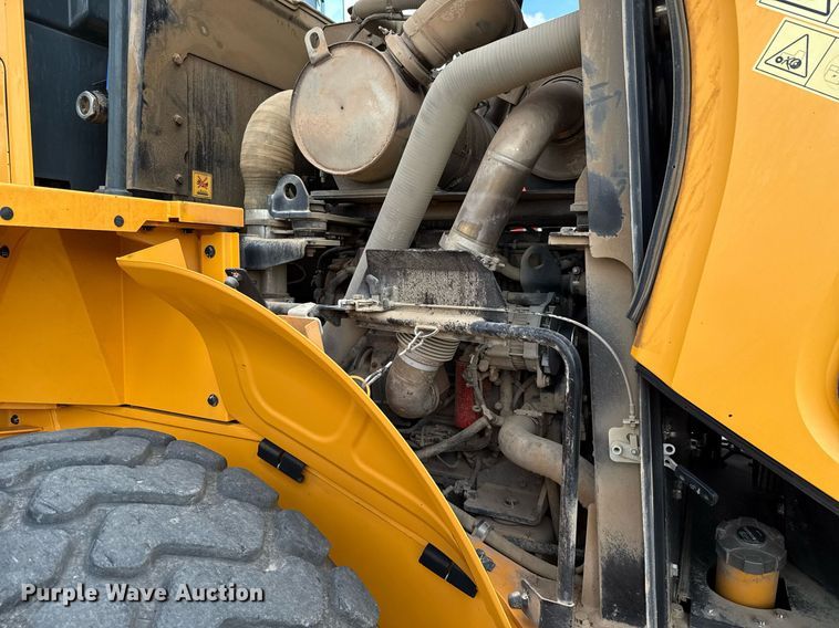 image for item ED5757 2019 Hyundai HL955TM wheel loader