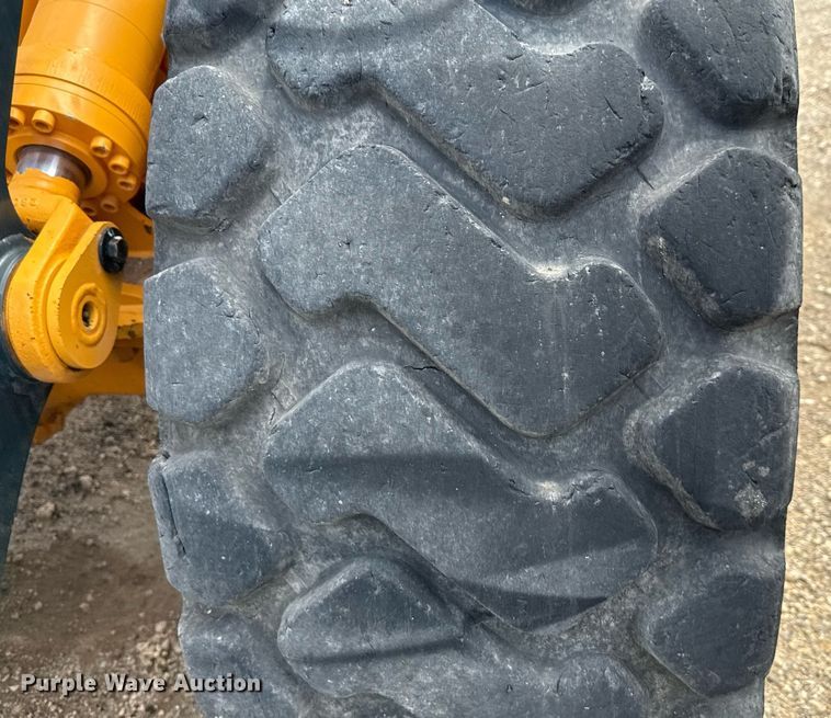 image for item ED5757 2019 Hyundai HL955TM wheel loader