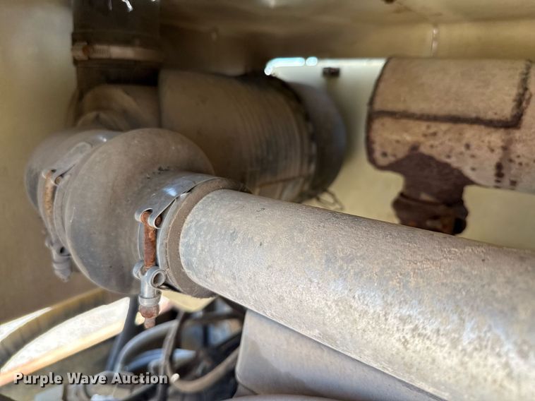 image for item ED5759 2000 Ingersoll-Rand PT-125R pneumatic roller