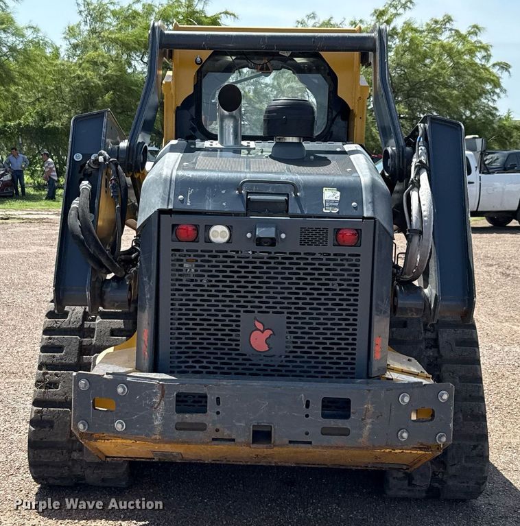 image for item ED5762 2021 John Deere 333G tracked skid steer loader