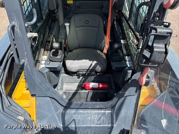 image for item ED5762 2021 John Deere 333G tracked skid steer loader