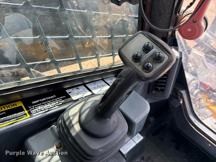 image for item ED5762 2021 John Deere 333G tracked skid steer loader