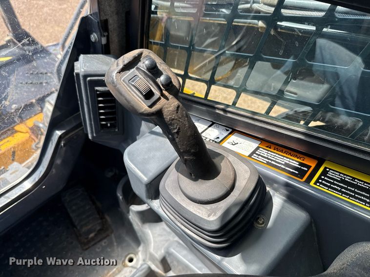 image for item ED5762 2021 John Deere 333G tracked skid steer loader