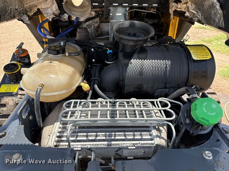 image for item ED5762 2021 John Deere 333G tracked skid steer loader