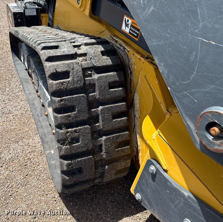 image for item ED5762 2021 John Deere 333G tracked skid steer loader