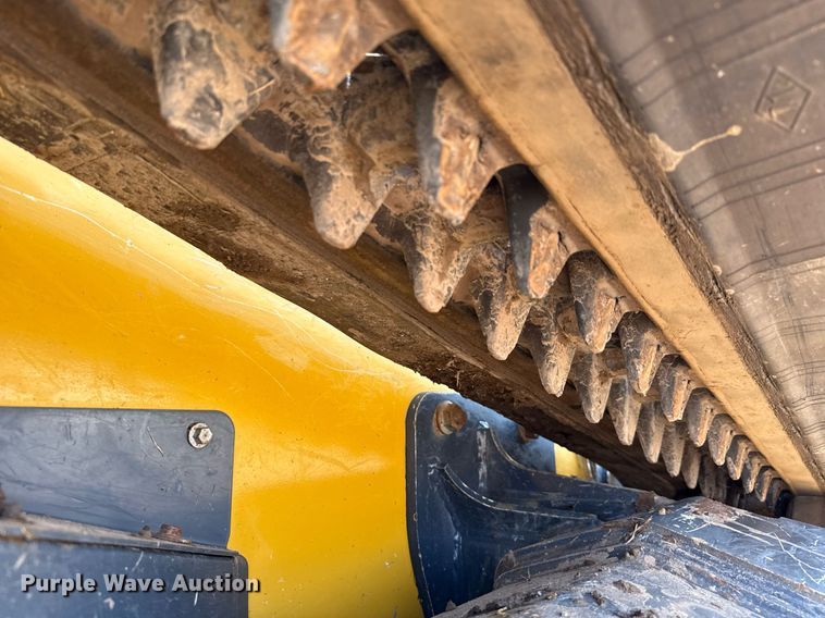 image for item ED5762 2021 John Deere 333G tracked skid steer loader