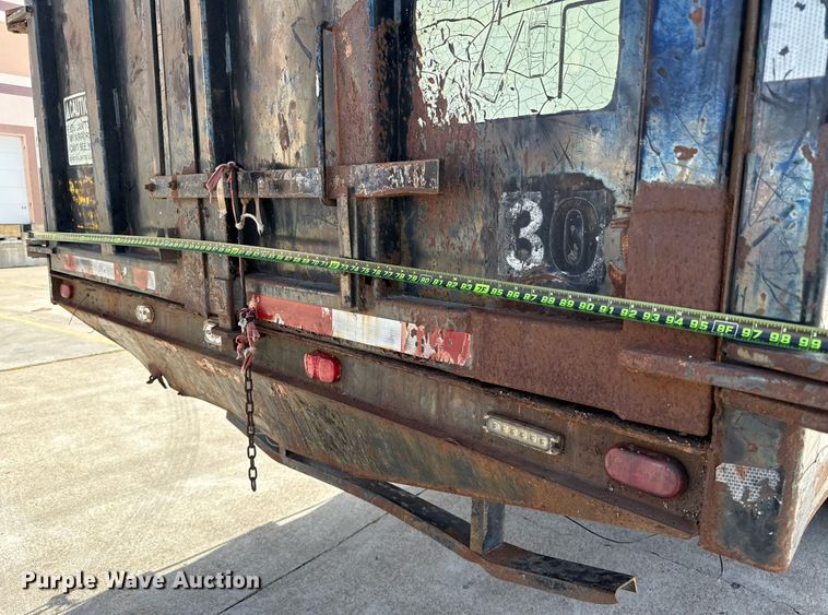 image for item ED5764 2002 International 4400 grapple crane truck