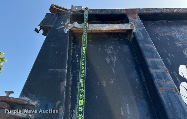 image for item ED5764 2002 International 4400 grapple crane truck