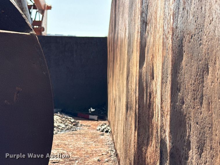 image for item ED5764 2002 International 4400 grapple crane truck