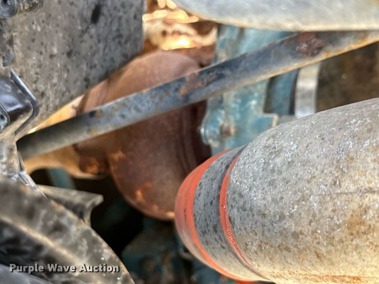 image for item ED5764 2002 International 4400 grapple crane truck