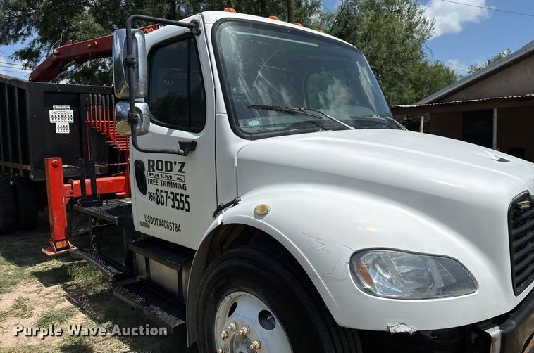 image for item ED5765 2006 Freightliner Business Class M2 grapple crane truck