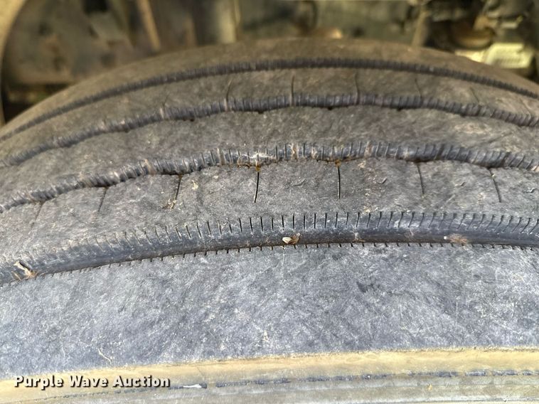 image for item ED5765 2006 Freightliner Business Class M2 grapple crane truck