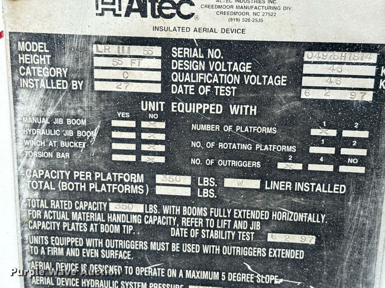 image for item ED5766 2002 International 4400 forestry bucket truck