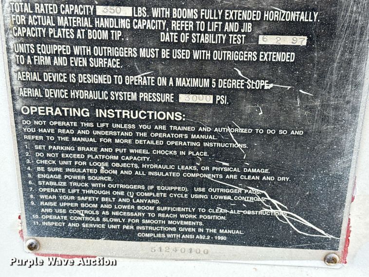 image for item ED5766 2002 International 4400 forestry bucket truck