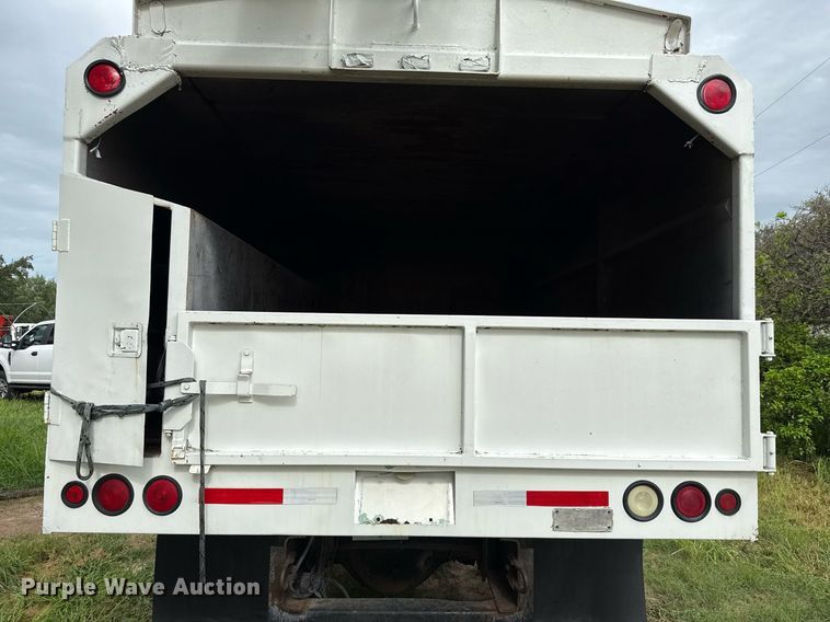 image for item ED5766 2002 International 4400 forestry bucket truck