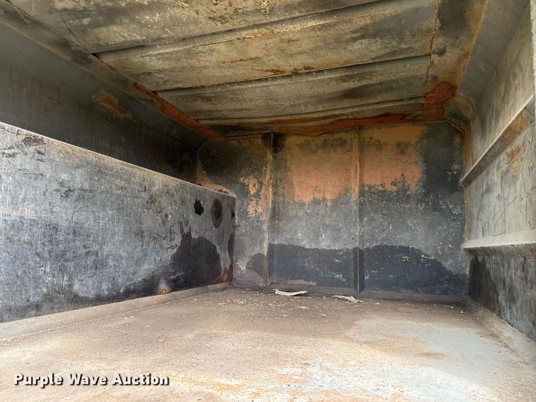 image for item ED5766 2002 International 4400 forestry bucket truck