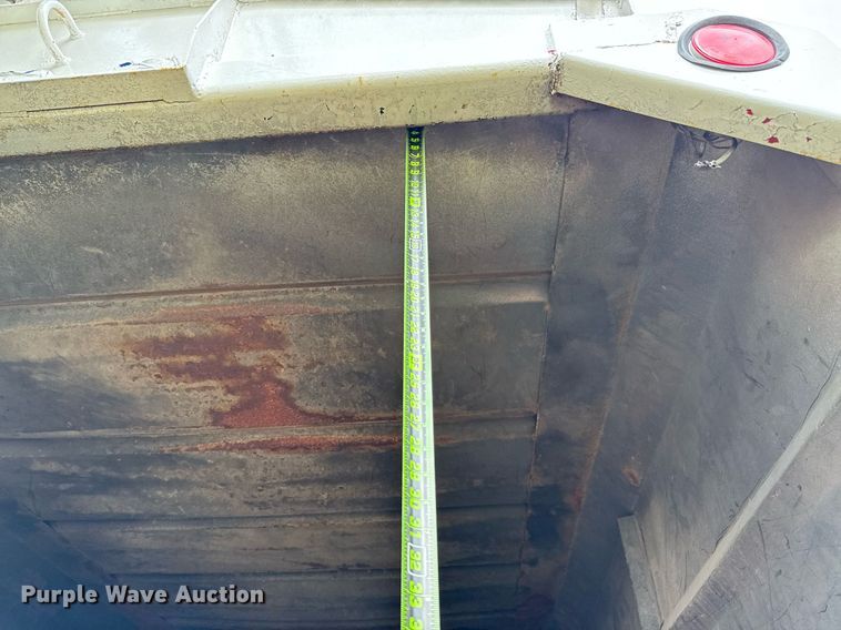 image for item ED5766 2002 International 4400 forestry bucket truck