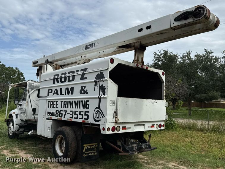 image for item ED5767 2004 International 4300 forestry bucket truck