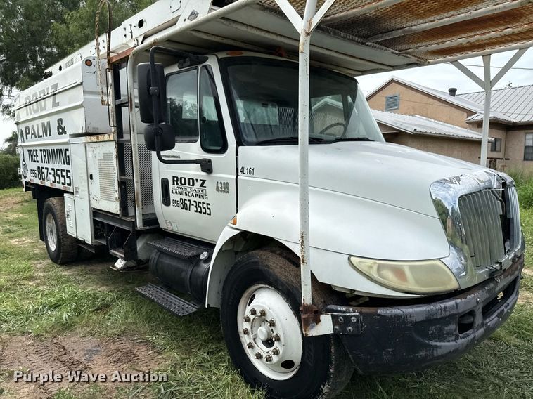 image for item ED5767 2004 International 4300 forestry bucket truck