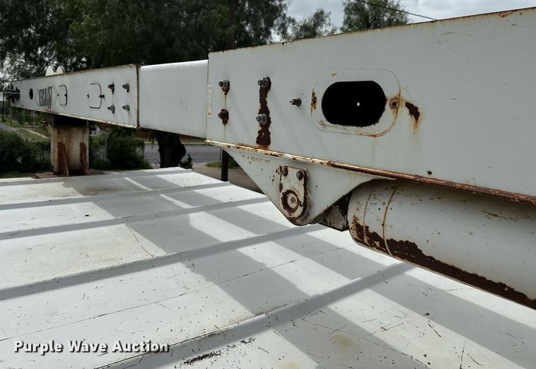 image for item ED5767 2004 International 4300 forestry bucket truck