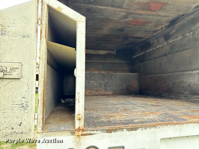 image for item ED5767 2004 International 4300 forestry bucket truck