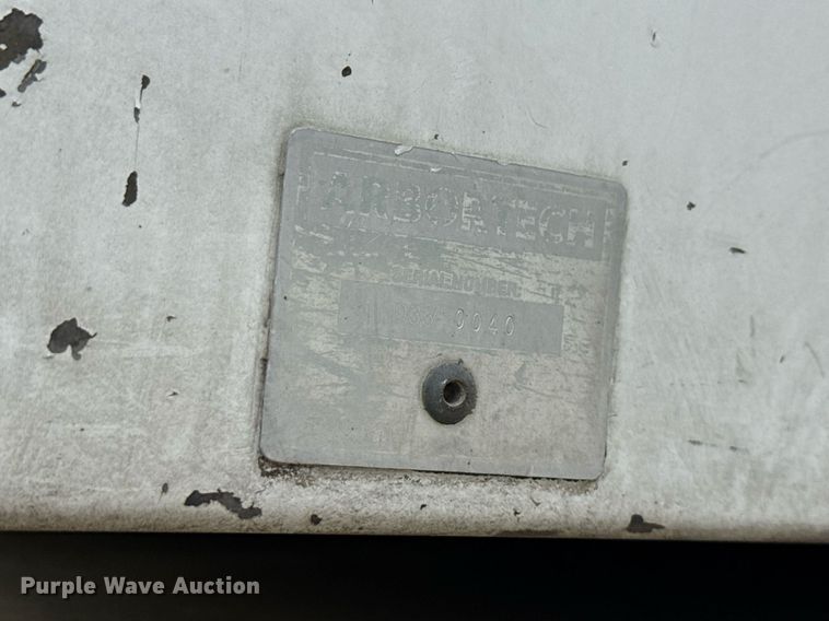 image for item ED5767 2004 International 4300 forestry bucket truck