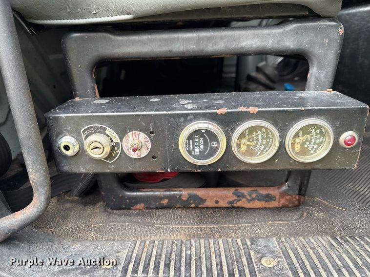 image for item ED5767 2004 International 4300 forestry bucket truck