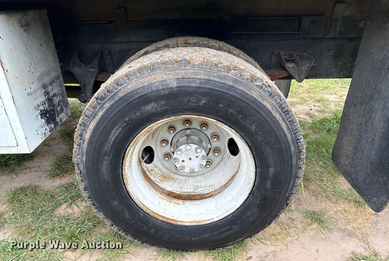 image for item ED5767 2004 International 4300 forestry bucket truck