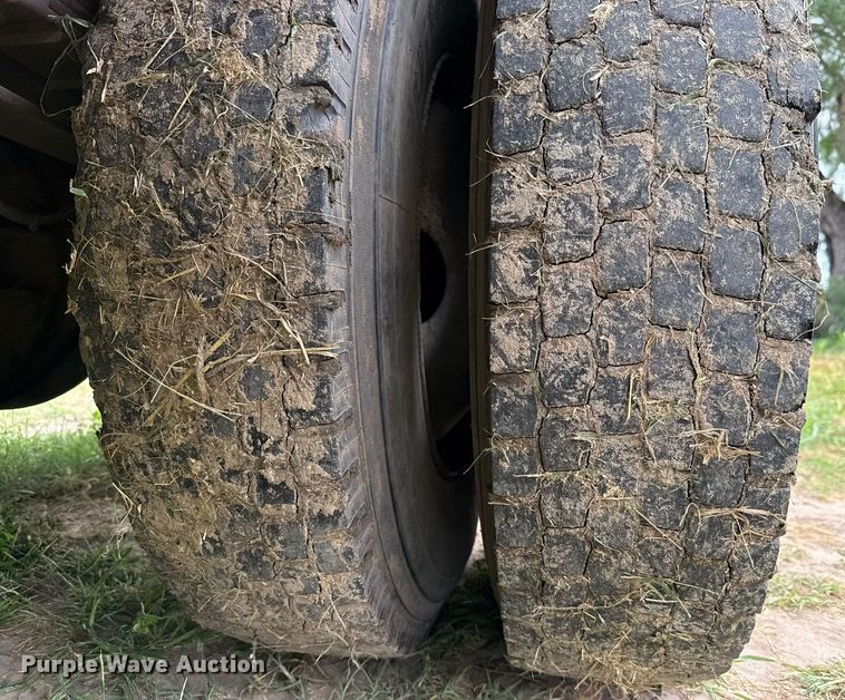 image for item ED5767 2004 International 4300 forestry bucket truck