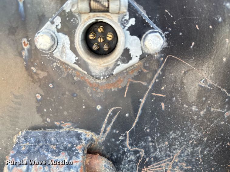 image for item ED5769 2003 Ford F550 Super Duty XL bucket truck